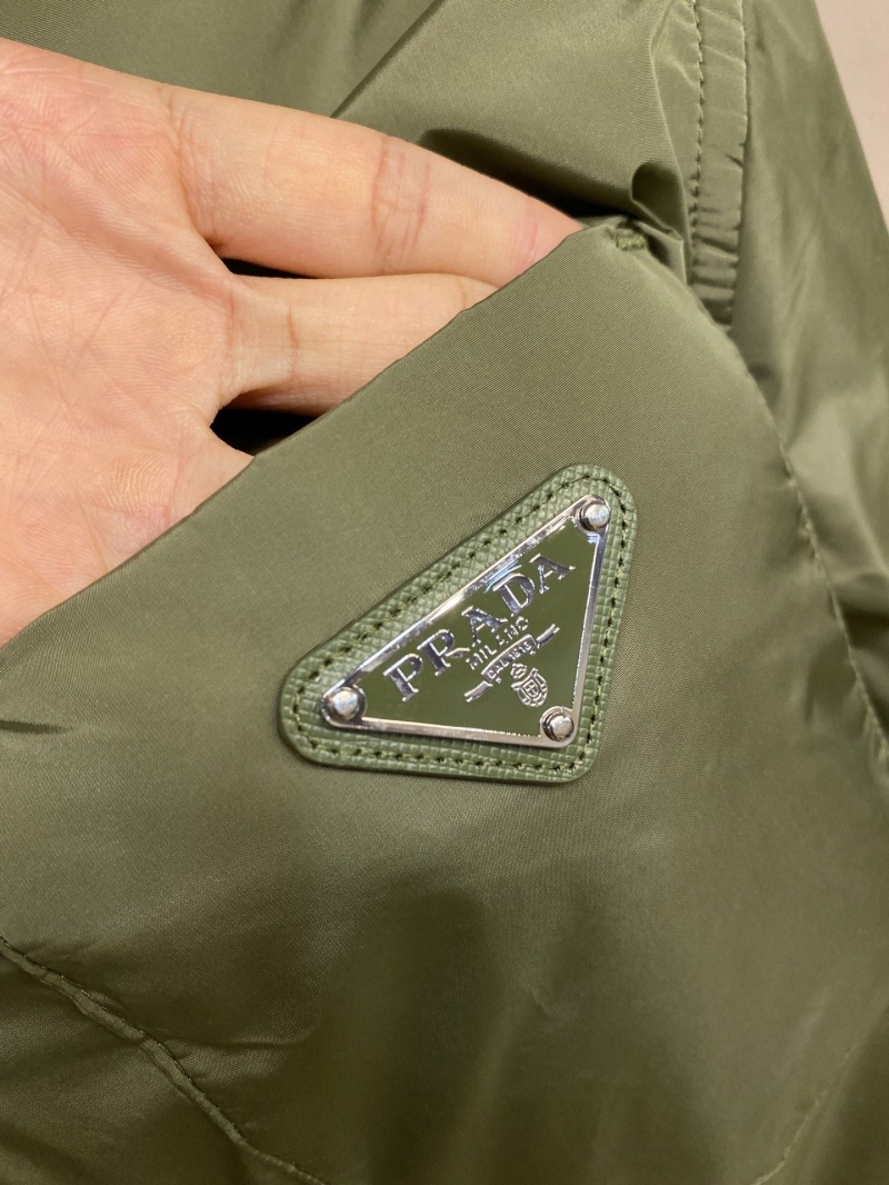 Pra*a outwear